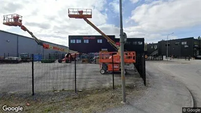 Industrilokaler till försäljning i Huddinge - Bild från Google Street View