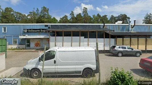 Industrilokaler till försäljning i Södertälje - Bild från Google Street View
