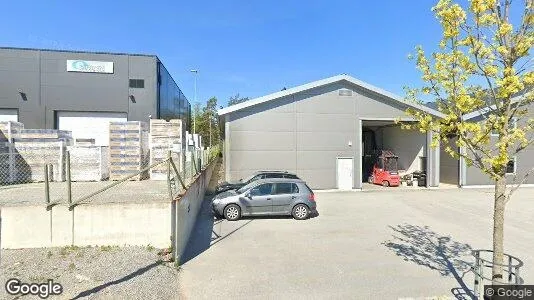 Industrilokaler till försäljning i Nacka - Bild från Google Street View