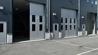 Uthyres- Lager/ Industri/ Garage/ Kontor i Upplands_Väsby