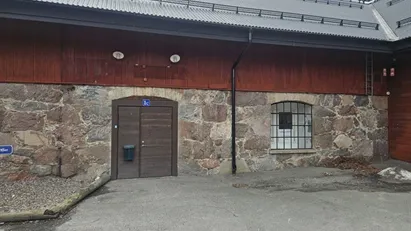 Lager/ Produktion/ Tillverkning, 170m² betonggolv markplan varav kontor 28,5m² och pentry 15,5m²