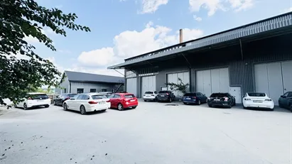 Modern livsmedelsklassad produktionslokal i attraktiva Brunna